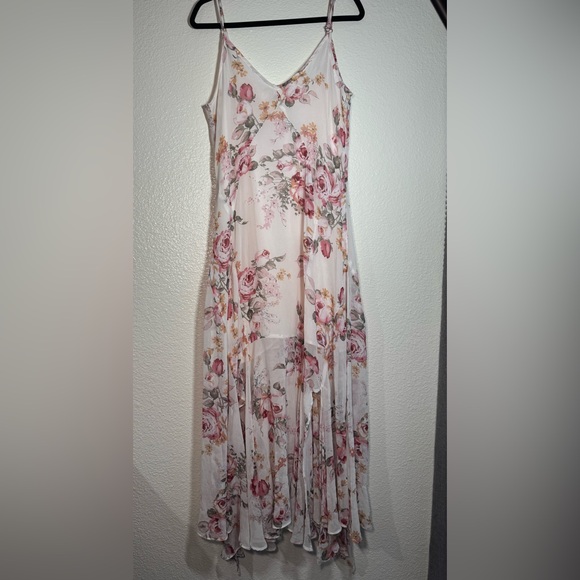 Dress Forum Dresses & Skirts - Dress Forum Pink and White Floral Maxi Dress